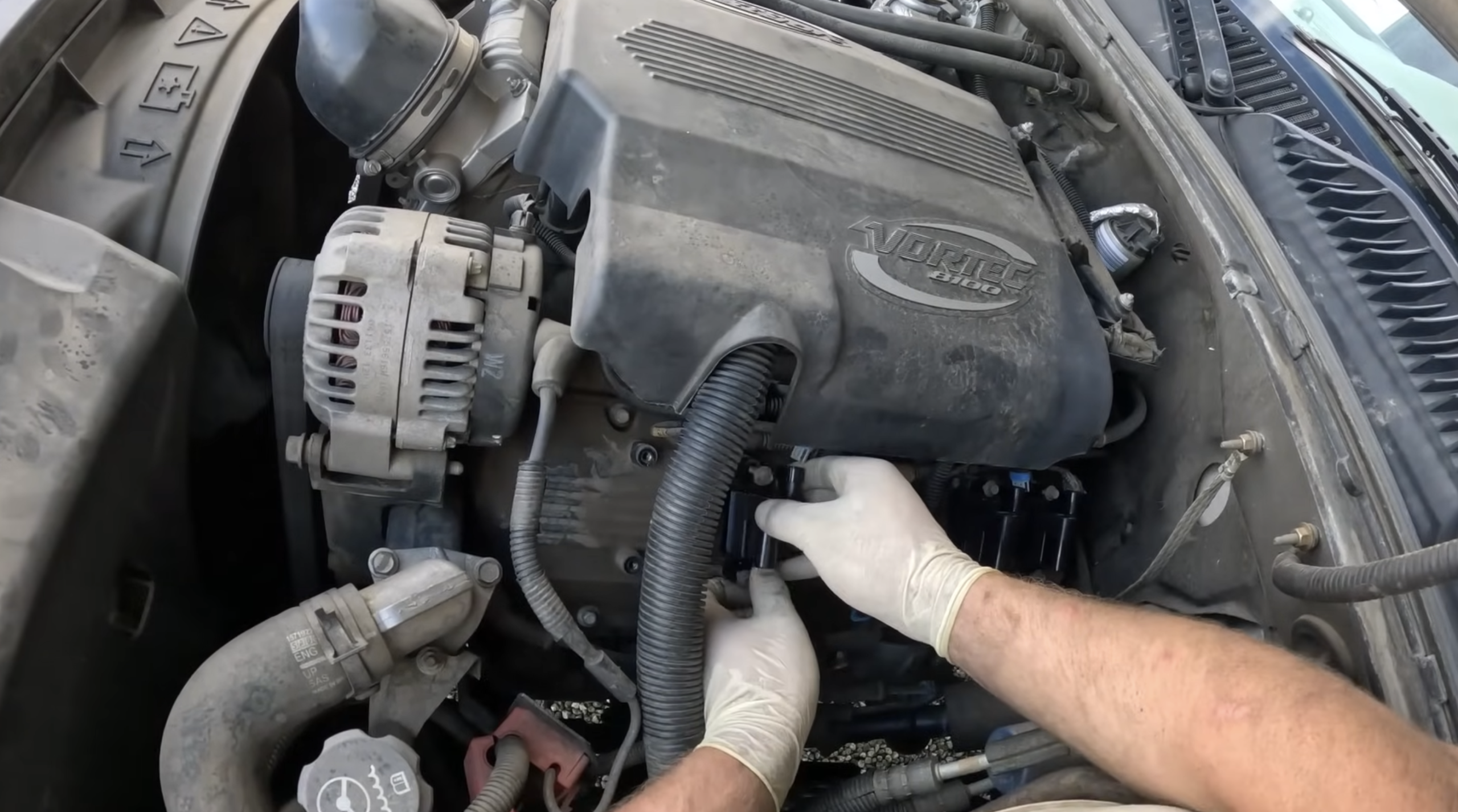 Mobile-AL-engine-repair image showing tune ups and oil changes in Mobile, AL